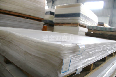 亞克力板在塑料中屬于什么材質